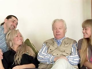 Inexperienced Women Share Older Guys Dicks For Crazy Assfuck Four-way
