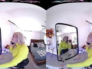 Big-boobed Blonde Gets Off With Her Plaything In Vr